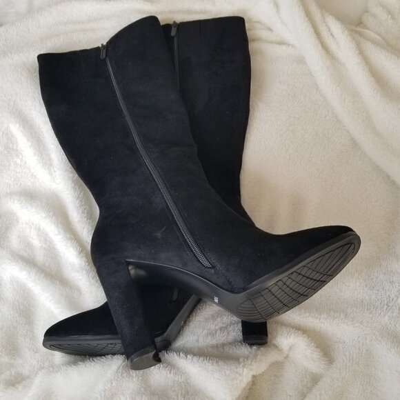 Below the Knee Black Suede Looking Ruffled Side Zippered Boots Size 10 4” Heel - Picture 13 of 16